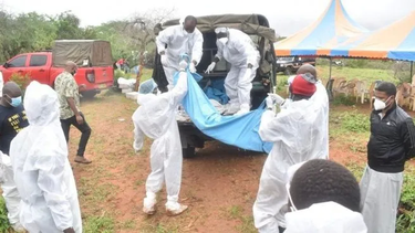 Secta macabra: hallaron 47 muertos en una fosa común