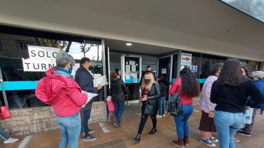 Insólito: el titular de una repartición nacional en San Juan y los trabajadores pararon la atención en reclamo de vacunas