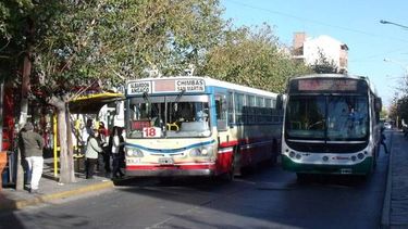 Colectivos no, taxis y remises sí; cajeros vacíos: las claves del paro