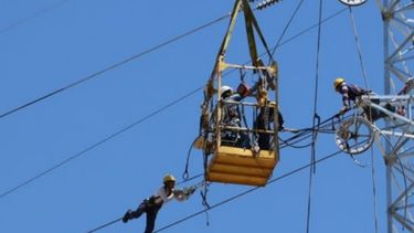 Después de 15 horas sin luz, Energía San Juan asegura que se restableció el servicio en Santa Lucía