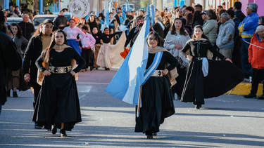 Jáchal finalizó los festejos por su aniversario con un concurrido desfile cívico militar.