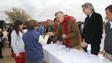 Más módulos habitacionales para los inundados de Sarmiento