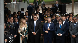 Milei reafirmó el pedido de soberanía y envió un fuerte mensaje contra la explotación petrolera en Malvinas Milei reafirmó el pedido de soberanía y envió un fuerte mensaje contra la explotación petrolera en Malvinas