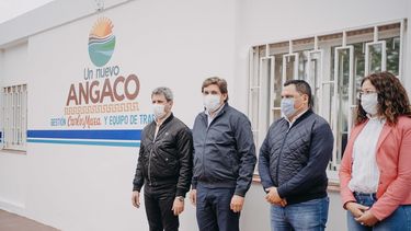 Uñac anunció la pavimentación de la calle Divisoria, acceso que comparten San Martín y Angaco