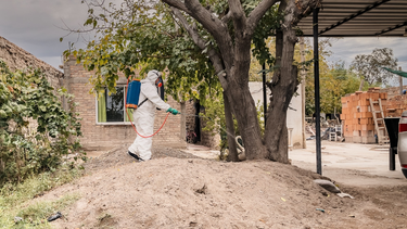 Rawson inició la campaña que busca prevenir la proliferación del dengue en la próxima temporada de calor.
