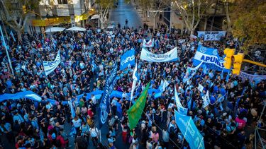 Mirá las mejores fotos de la marcha federal universitaria en San Juan