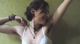 Una campaña contra la depilación que arrasa en las redes