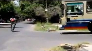 Los vecinos atrapados entre Capital y Rivadavia protestaron por semáforos