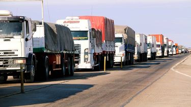 De San Carlos al fitosanitario: la eterna cola de camioneros que esperaban ser testeados