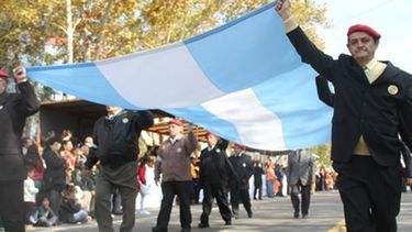 Se viene un fin de semana largo: mirá cómo funcionarán los servicios