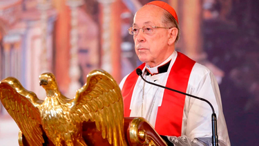 Tensión en el Vaticano: Becciu desistió del cónclave, pero apareció un sancionado del Opus Dei