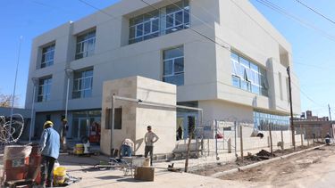 Un edificio financiado por la minería, a punto de terminarse