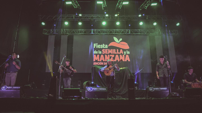 Iglesia disfrutó a pleno de la Fiesta de la Semilla y la Manzana