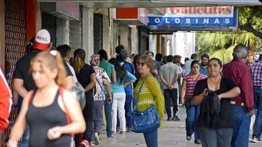 ¿Y la cuarentena?: el centro sanjuanino, un hervidero de gente