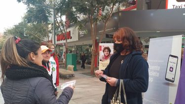 El Cruce de las Peatonales comenzó a palpitar el Mes del Orgullo