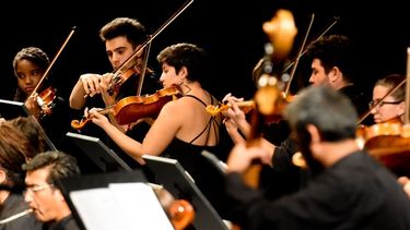 El Teatro del Bicentenario y la Universidad de Indiana en busca de talentos