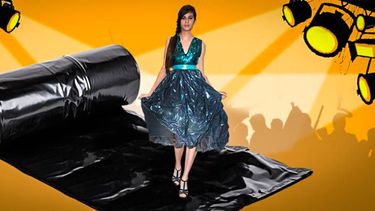 Las bolsas de residuos, estrellas de la pasarela sanjuanina