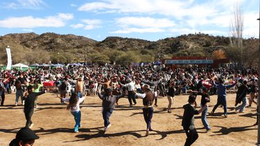 A puro folclore y buena comida, el color de la Fiesta del Chivo en Valle Fértil