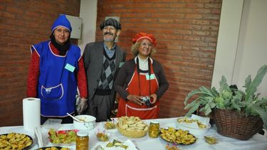 Este domingo prendete a la 2º Fiesta del alcaucil y el espárrago