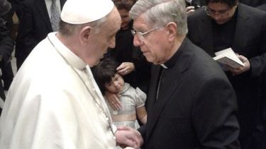 Francisco preguntó por la salud de Gioja y éste aseguró que lo visitará pronto