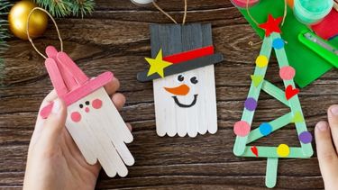 Rivadavia, a pleno con el vecino: curso de manualidades navideñas y operativo de salud