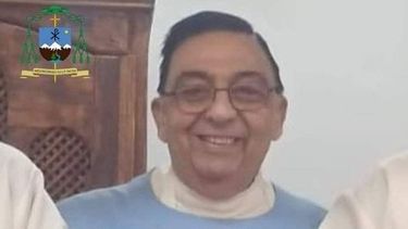 El padre Osvaldo Daroni falleció este lunes.