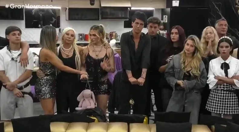 asi-se-vivio-la-gala-de-eliminacion-de-este-lunes-en-gran-hermano-generacion-dorada-foto-captura-telefe-SP4UMXW2OVHJ7O3P7NGV5R5IWE