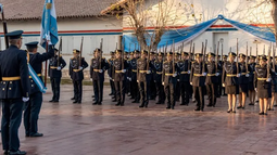 Nuevas reglas para los cadetes de la policía: deberán informar si se drogan y áreas prohibidas para tatuajes Nuevas reglas para los cadetes de la policía: deberán informar si se drogan y áreas prohibidas para tatuajes