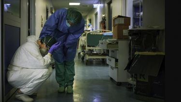 Murió un sanjuanino por coronavirus y aumentaron los contagios