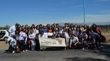 Organizan un retiro para jóvenes