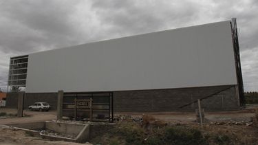 Construyen la primera bodega con restaurante y alojamiento