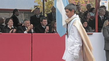 Una multitud vivió el tradicional desfile en honor a la Patria