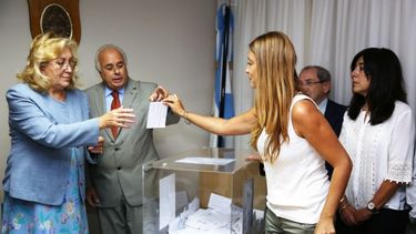 Sortearon las diez tablet del concurso del stand “Anteojos Mágicos- Leyes para cuidarte”