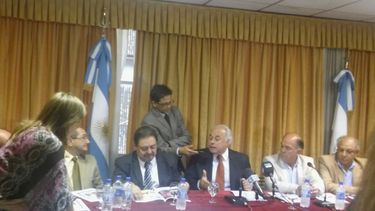 Junto al gabinete Marcelo Lima presentó su resumen de gestión