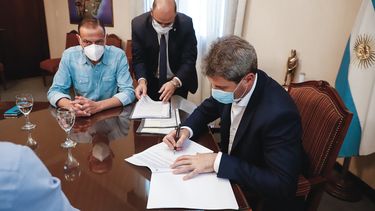 Pago de la deuda histórica, reconstrucción de la R40 y convenios claves; el saldo del encuentro entre Uñac y el titular de Vialidad Nacional