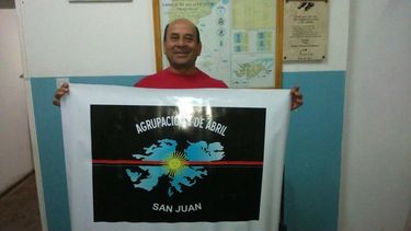 Emotivo homenaje de un excombatiente que se salvó del hundimiento del Belgrano