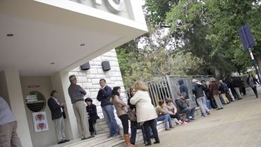 Inauguración del Teatro del Bicentenario: ya hay cola para comprar una entrada