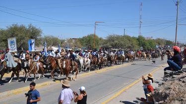El color de la fe volvió con la gran fiesta de la Difunta Correa