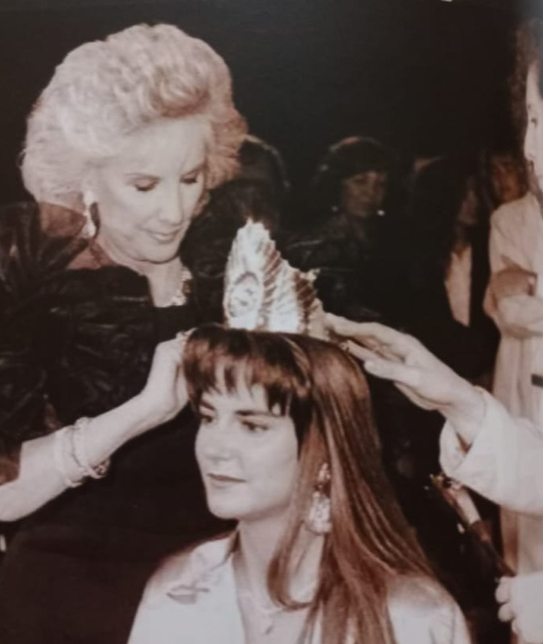 En 1992, la Fiesta había cobrado tanta relevancia que Mirtha Legrand coronó a la Reina.