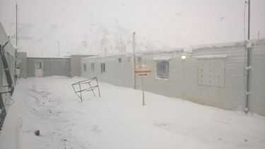 Los mineros volvieron a despertarse con el paisaje teñido de blanco