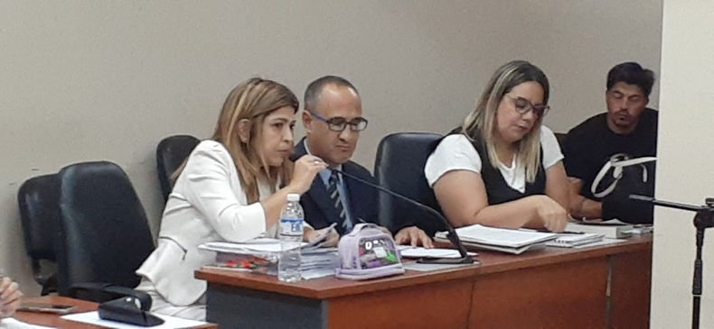 Los abogados María Filomena Noriega, Claudio Vera y Alejandra Iragorre, los defensores.