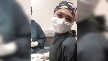 El rol del instrumentador quirúrgico: de estar un paso adelante del cirujano al manejo de cada herramienta 