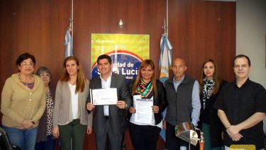 Santa Lucía, declarado municipio libre de humo