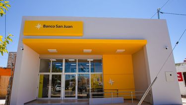 Banco San Juan inauguró su nueva sucursal en Sarmiento