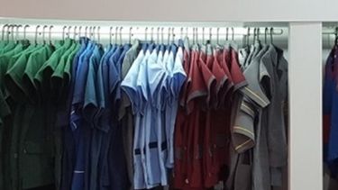 El boom de las ferias de uniformes escolares en San Juan