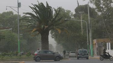 El Zonda se hizo notar con ráfagas de hasta 60 Km/h