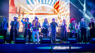 La Murga Pericana se prepara para el carnaval con un ensayo abierto al público