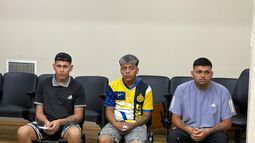 Thiago Lucero (camisera del interior al centro de la imagen) fue el joven que quedó imputado. Thiago Lucero (camisera del interior al centro de la imagen) fue el joven que quedó imputado.