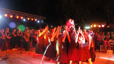 Con distinciones y arte, se vivió el Día de la Mujer y de la Memoria