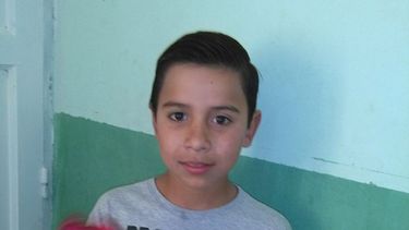 Un “ingenierito” zondino hizo un spinner con tapitas y un tornillo